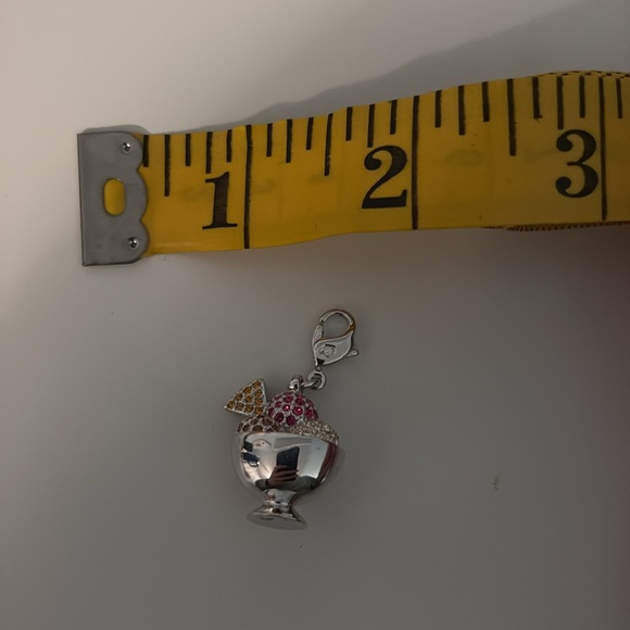 Swarovski Sundae charm. - Picture 2 of 2